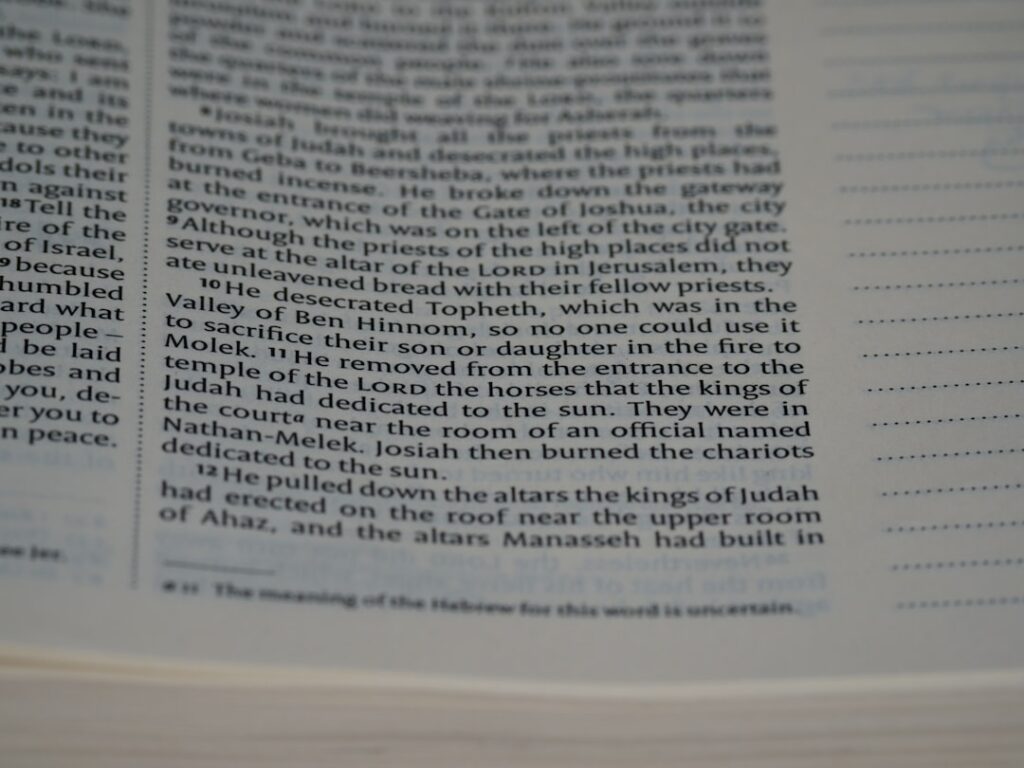 Arnold Wegh: De Grote Antiekhandelaar Beroemd en Bemind